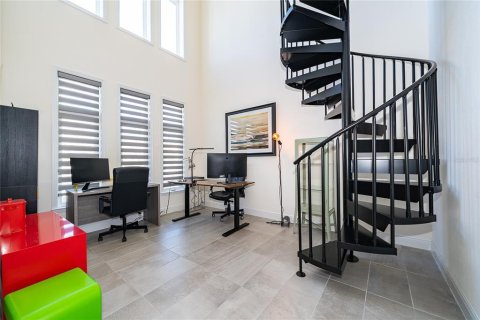 Villa ou maison à vendre à Orlando, Floride: 4 chambres, 366.03 m2 № 2093799 - photo 16