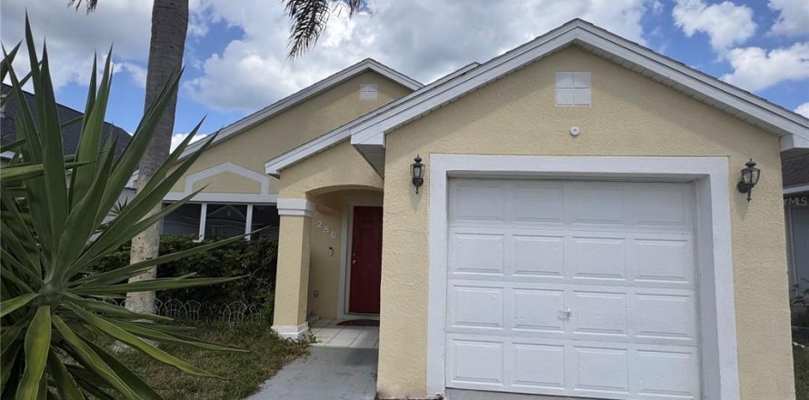 House in Davenport, Florida 3 bedrooms, 108.7 sq.m. № 1838895