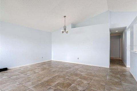 House in Davenport, Florida 3 bedrooms, 108.7 sq.m. № 1838895 - photo 2