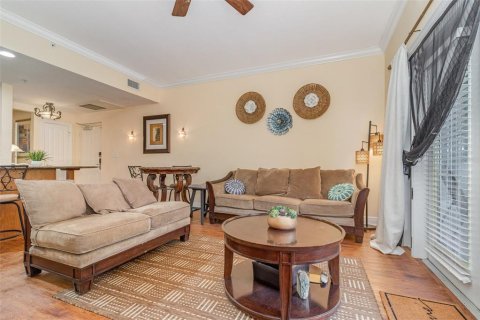 Condominio en venta en Four Corners, Florida, 3 dormitorios, 124.86 m2 № 1902382 - foto 5