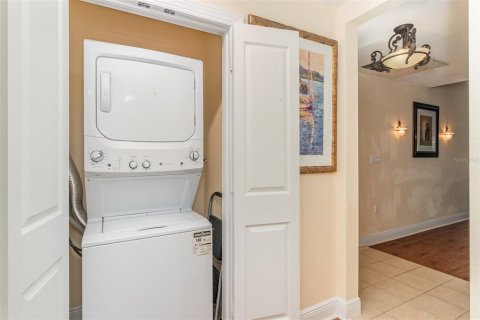 Condominio en venta en Four Corners, Florida, 3 dormitorios, 124.86 m2 № 1902382 - foto 18