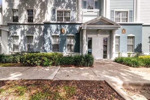 Condominio en venta en Four Corners, Florida, 3 dormitorios, 124.86 m2 № 1902382 - foto 2