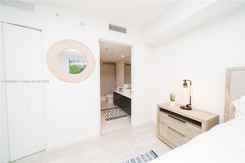 Condominio en alquiler en Miami, Florida, 2 dormitorios, 103.68 m2 № 1865007 - foto 23