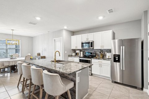 House in Wesley Chapel, Florida 3 bedrooms, 157 sq.m. № 1754501 - photo 6