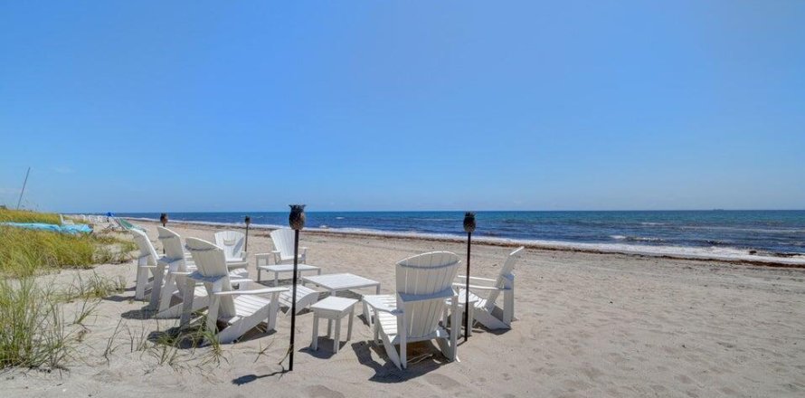 Casa en Delray Beach, Florida 2 dormitorios, 70.23 m2 № 1070394