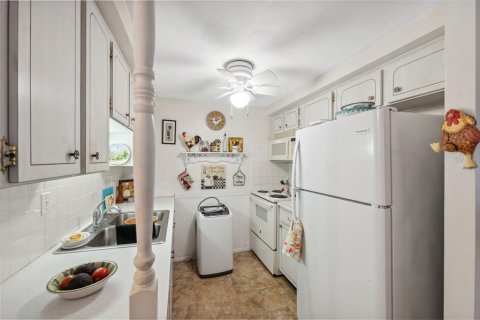 Купить кондоминиум в Нью-Порт-Ричи, Флорида 3 комнаты, 57.97м2, № 1556505 - фото 15