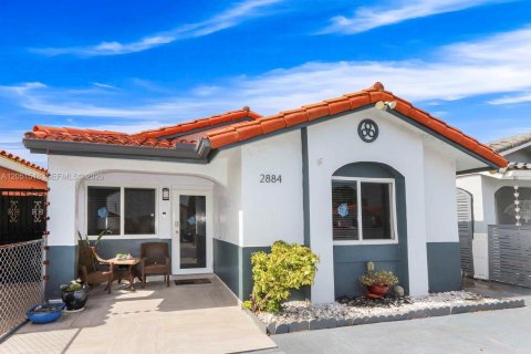 Villa ou maison à Hialeah, Floride 3 chambres, 108.7 m2 № 2180052