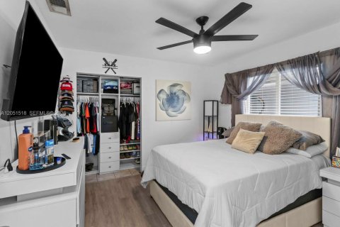 Villa ou maison à vendre à Hialeah, Floride: 3 chambres, 108.7 m2 № 2180052 - photo 8