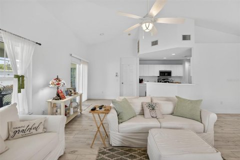 Casa en venta en Punta Gorda, Florida, 2 dormitorios, 118.82 m2 № 2223530 - foto 28