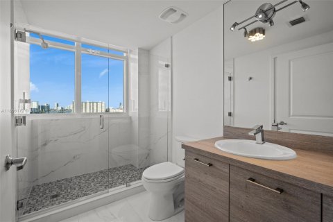 Copropriété à vendre à Sunny Isles Beach, Floride: 3 chambres, 158.4 m2 № 1743864 - photo 29