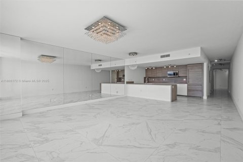 Copropriété à vendre à Sunny Isles Beach, Floride: 3 chambres, 158.4 m2 № 1743864 - photo 17