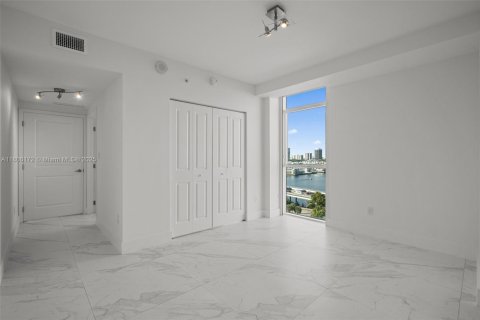 Copropriété à vendre à Sunny Isles Beach, Floride: 3 chambres, 158.4 m2 № 1743864 - photo 28