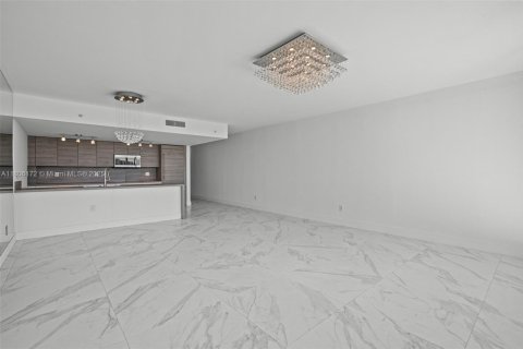 Copropriété à vendre à Sunny Isles Beach, Floride: 3 chambres, 158.4 m2 № 1743864 - photo 18