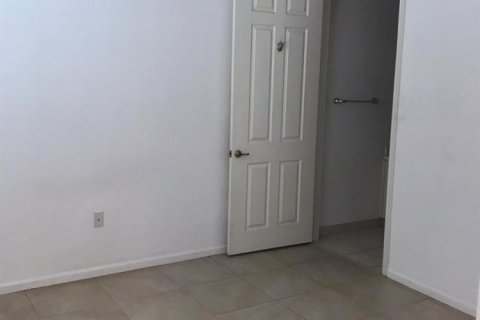 Touwnhouse à vendre à Boynton Beach, Floride: 3 chambres, 174.66 m2 № 2082318 - photo 4