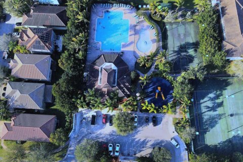 Купить таунхаус в Ривьера-Бич, Флорида 6 комнат, 94.95м2, № 2084157 - фото 15
