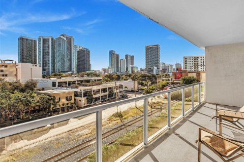 Снять в аренду кондоминиум в Майами, Флорида 1 спальня, 68.38м2, № 1996276 - фото 25