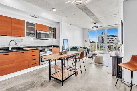 Снять в аренду кондоминиум в Майами, Флорида 1 спальня, 68.38м2, № 1996276 - фото 5