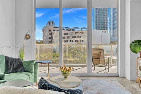 Снять в аренду кондоминиум в Майами, Флорида 1 спальня, 68.38м2, № 1996276 - фото 17