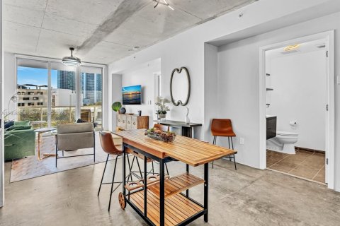 Снять в аренду кондоминиум в Майами, Флорида 1 спальня, 68.38м2, № 1996276 - фото 7