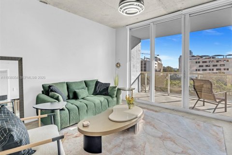 Снять в аренду кондоминиум в Майами, Флорида 1 спальня, 68.38м2, № 1996276 - фото 20