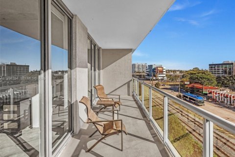 Снять в аренду кондоминиум в Майами, Флорида 1 спальня, 68.38м2, № 1996276 - фото 26