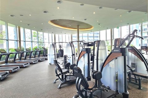 Condo in Miami, Florida, 2 bedrooms  № 2024321 - photo 19