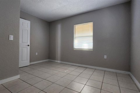 Immobilier commercial à louer à Port Richey, Floride: 96.99 m2 № 2381182 - photo 11