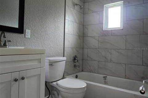 Immobilier commercial à louer à Port Richey, Floride: 96.99 m2 № 2381182 - photo 15