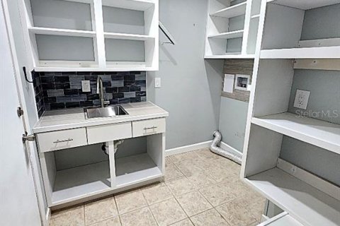 Casa en venta en Altamonte Springs, Florida, 4 dormitorios, 163.6 m2 № 1843297 - foto 13