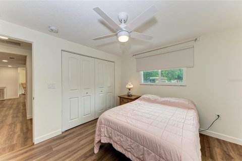 House in Sarasota, Florida 2 bedrooms, 105.91 sq.m. № 2204831 - photo 28