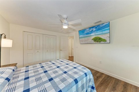 House in Sarasota, Florida 2 bedrooms, 105.91 sq.m. № 2204831 - photo 22