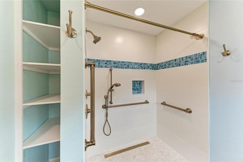 House in Sarasota, Florida 2 bedrooms, 105.91 sq.m. № 2204831 - photo 25