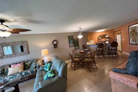 Condo in Saint Petersburg, Florida, 2 bedrooms  № 1775580 - photo 20