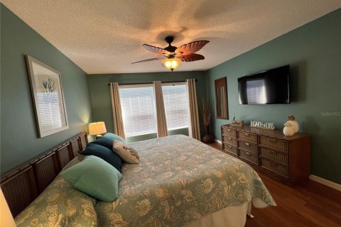 Condo in Saint Petersburg, Florida, 2 bedrooms  № 1775580 - photo 30