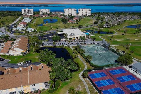 Condo in Palmetto, Florida, 2 bedrooms № 2324115
