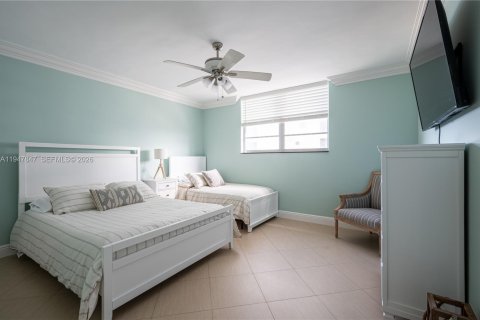 Condominio en venta en Hollywood, Florida, 2 dormitorios, 109.44 m2 № 2003963 - foto 25