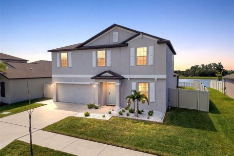 Villa ou maison à Riverview, Floride 5 chambres, 273.97 m2 № 2377785