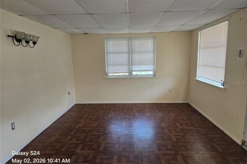 Casa en alquiler en North Port, Florida, 2 dormitorios, 132.66 m2 № 2215561 - foto 11