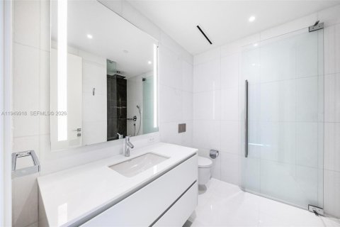 Купить кондоминиум в Майами, Флорида 2 спальни, 173.82м2, № 2007144 - фото 28