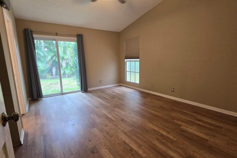 House in Jupiter, Florida 3 bedrooms, 133.59 sq.m. № 2083543 - photo 10