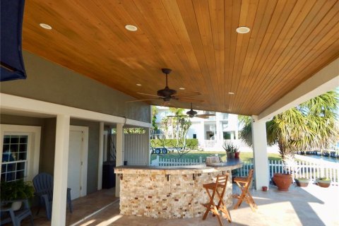 House in Port Richey, Florida 4 bedrooms, 341.14 sq.m. № 1690929 - photo 24