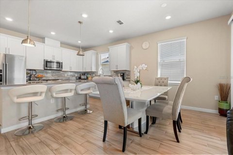 Casa en alquiler en Kissimmee, Florida, 4 dormitorios, 171.87 m2 № 1869045 - foto 8