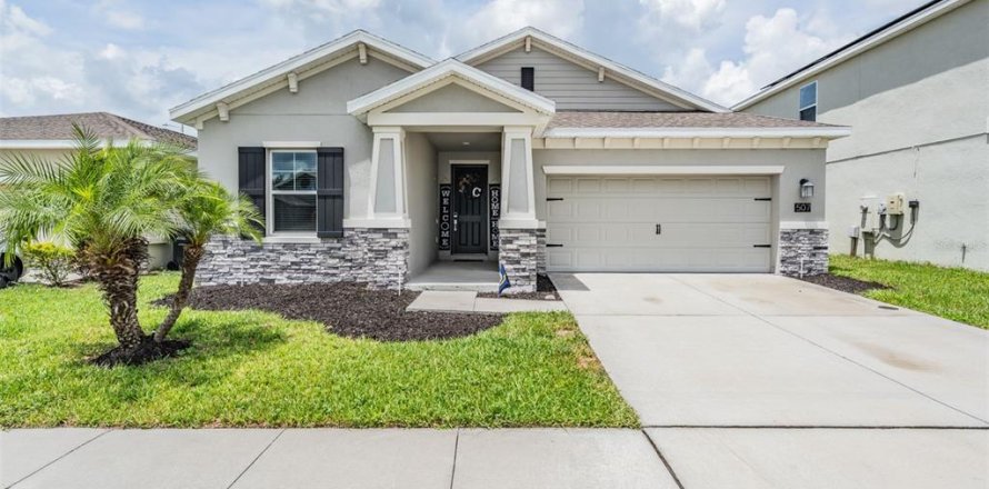 House in Bartow, Florida 3 bedrooms, 207.17 sq.m. № 1879036
