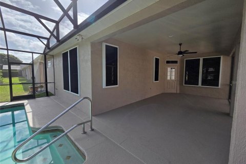 Villa ou maison à vendre à Sanford, Floride: 3 chambres, 164.9 m2 № 1628436 - photo 12