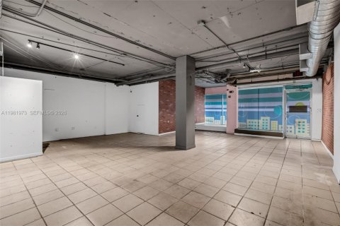 Купить коммерческую недвижимость в Майами-Бич, Флорида № 2045390 - фото 6