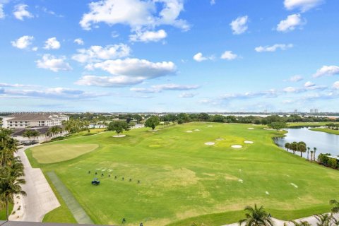 Condo in West Palm Beach, Florida, 3 bedrooms  № 1701572 - photo 29