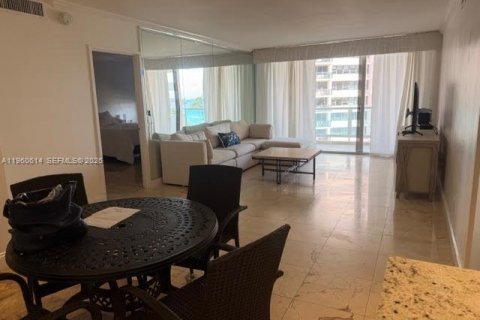 Condominio en alquiler en Miami Beach, Florida, 2 dormitorios, 95.69 m2 № 2085271 - foto 6