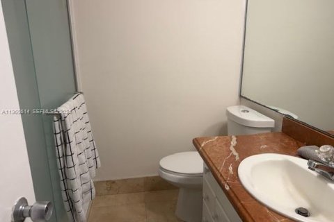 Condominio en alquiler en Miami Beach, Florida, 2 dormitorios, 95.69 m2 № 2085271 - foto 12
