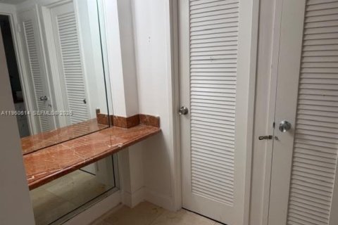 Condominio en alquiler en Miami Beach, Florida, 2 dormitorios, 95.69 m2 № 2085271 - foto 15
