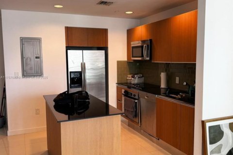 Copropriété à vendre à Miami, Floride: 1 chambre, 67.91 m2 № 1980376 - photo 2